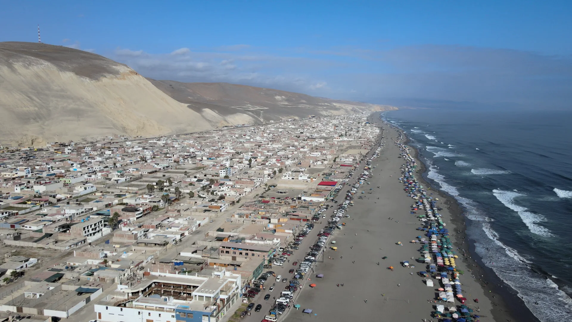 Playa La Punta de Camaná